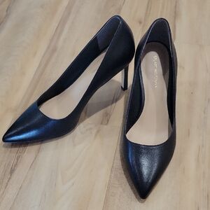 Stuart Weitzman Black Pumps